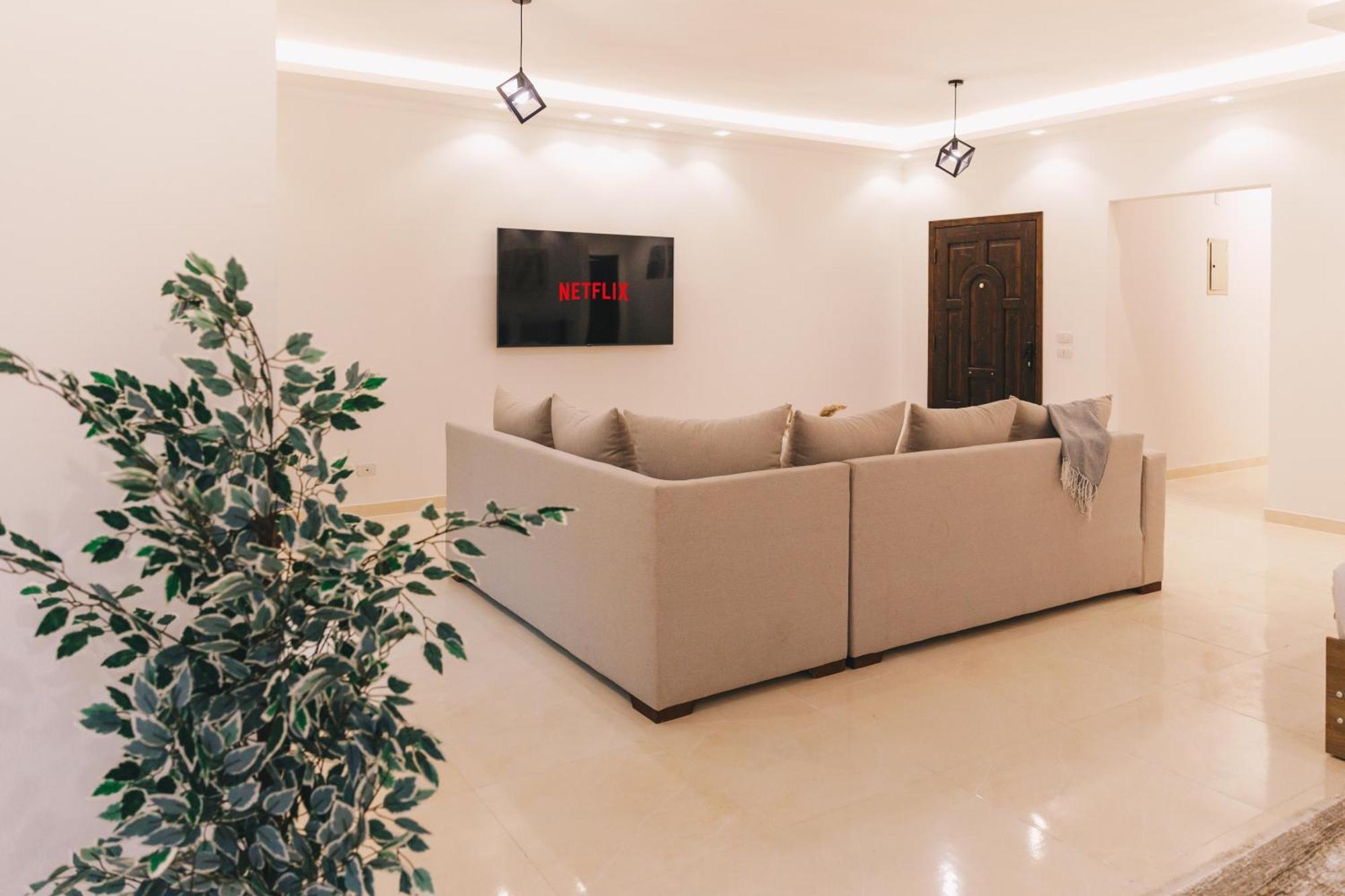Viola Serviced By Elegant - Near Waterway Mall Appartamento *
